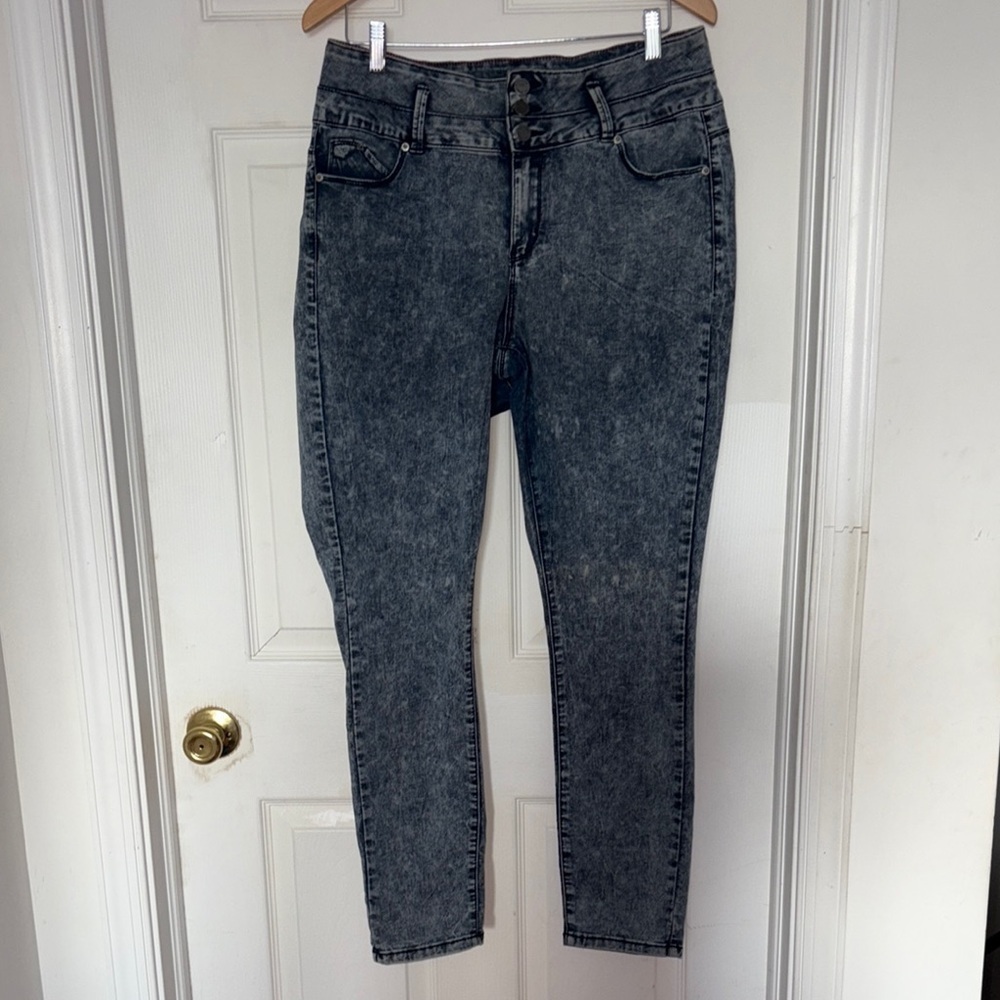 YMI Wanna Better Butt Acid Wash High Rise Jeans